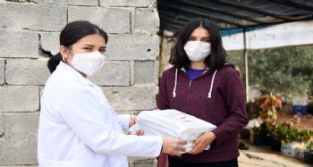 Büyükşehirden üniversiteye hazırlanan öğrencilere kaynak kitap