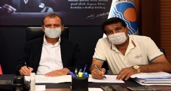 Mersin Büyükşehir Belediyesi, bin 80 işçiyi kapsayan toplu sözleşmeyi imzaladı