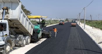 Kazanlı sahil yolu düzenleme çalışmaları devam ediyor