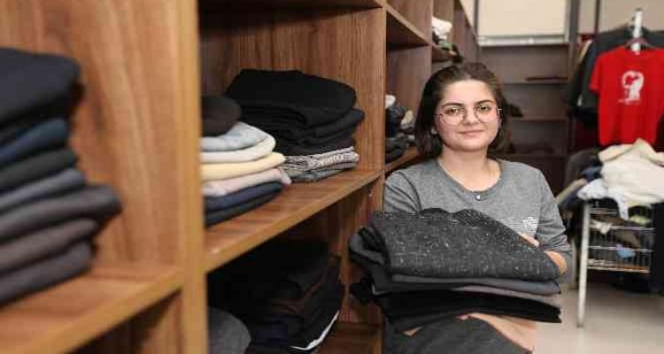 Yılda 2 bin kişi dayanışma evinden giyiniyor