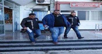 BAKAN ELVAN VE VALİ’NİN ADINI KULLANARAK, VATANDAŞLARI DOLANDIRAN ŞAHIS YAKALANDI