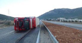 MERSİN’DE SOĞUK HAVA VE FIRTINA HAYATI FELÇ ETTİ, CAN ALDI