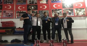 Mohikanlardan Mersin'e 3 altın madalya