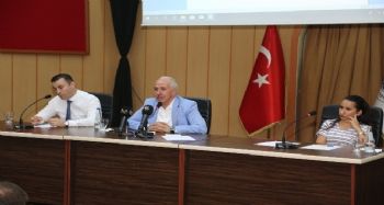 Gültak: “Akdeniz, Mersin'i 20-25 yıl geriden takip ediyor”