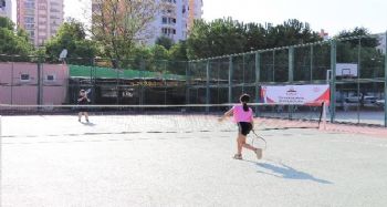 Cumhuriyet Kupası Tenis Turnuvası devam ediyor