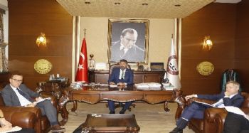 Yeşilboğaz: "Mülteci sorunlarının çözümünde Türkiye ve Avrupa işbirliği yapmalı"