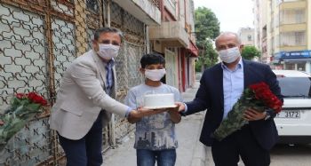 Gültak'tan 23 Nisan'da doğum günü sürprizi
