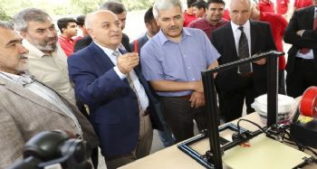 BİLİM, GENÇLERİN FİKİRLERİYLE ŞEKİLLENİYOR