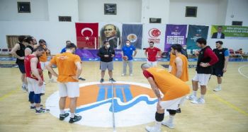 Büyükşehir GSK'de başantrenör değişikliği