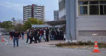 Mersin'de DEAŞ operasyonu: 14 gözaltı