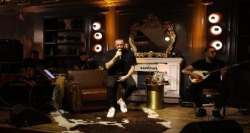 Mersinliler yeni yıla sosyal medya üzerinden yayınlanan konser ile girdi