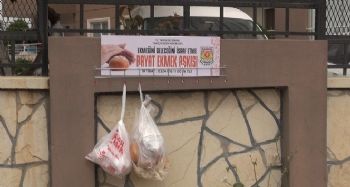 Tarsus'ta askıda toplanacak bayat ekmekler can dostlara mama olacak