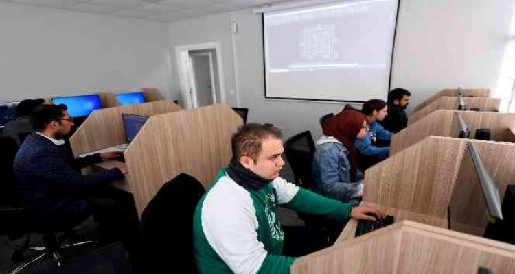 MERCEK'te bilgisayar destekli 2 boyutlu çizim kursu başladı