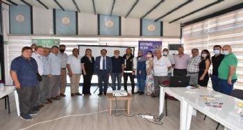 Tarsus'ta muhtarlara bağımlılıkla mücadele eğitimi verildi