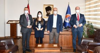Çamsarı'dan TÜBİTAK'tan proje desteği alan öğretim elemanlarına plaketli teşekkür