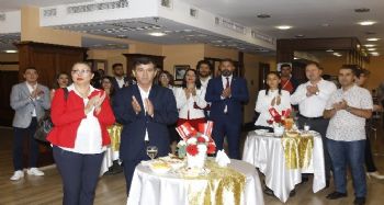 Mersin Barosu'ndan Cumhuriyet resepsiyonu