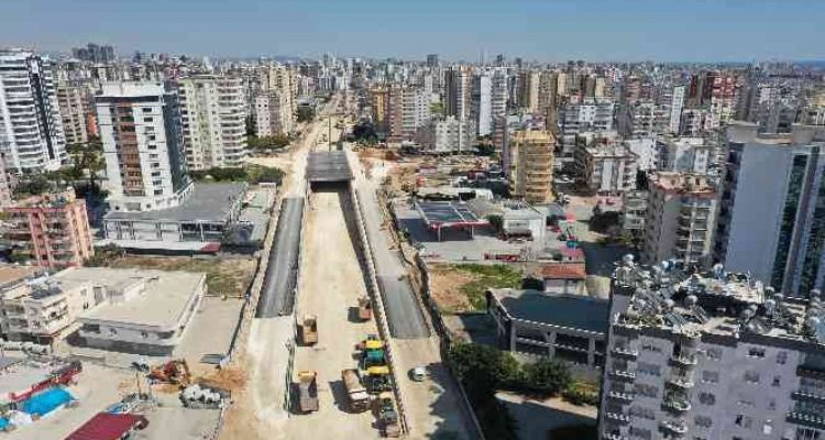 Başkan Seçer, Göçmen'deki katlı kavşak çalışmalarını inceledi