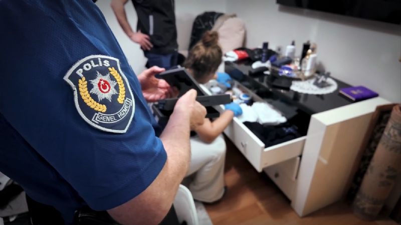 Mersin’de FETÖ operasyonu: 58 gözaltı
