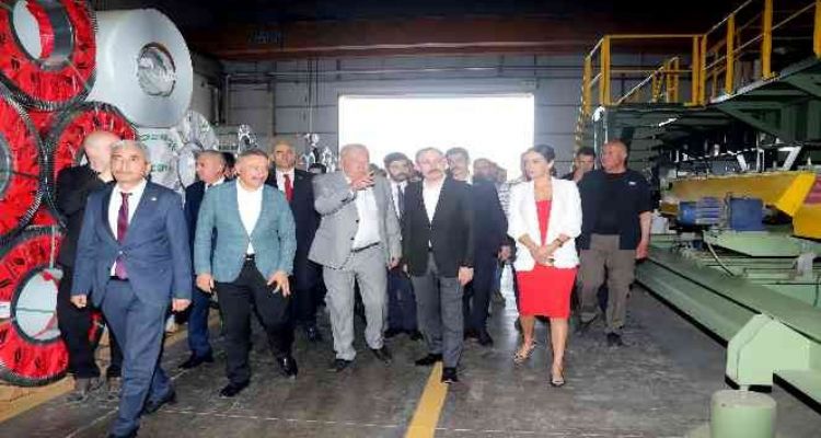 Ticaret Bakanı Muş, MTOSB'de incelemelerde bulundu