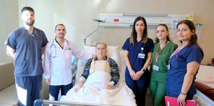 Mersin’de dikişsiz ‘aort kapak’ ameliyatı gerçekleştirildi