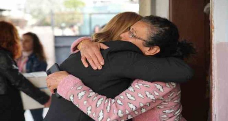 Tarsus'ta depremzede kadınlar unutulmadı