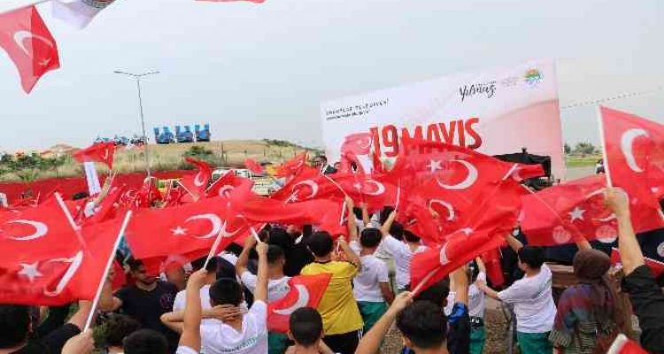 Toroslar Belediyesinden Gençlik ve Spor Şenliği