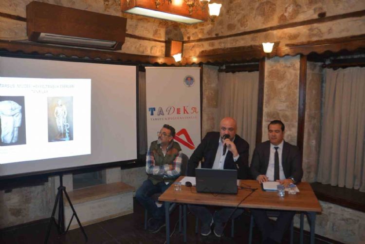 Mersin’de ‘Tarsus Arkeolojisi ve Geleceği’ paneli düzenledi