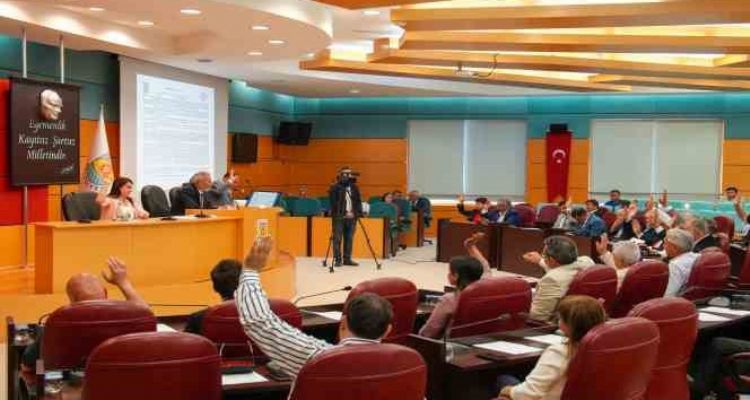 Başkan Bozdoğan'a Adıyaman'a kurulacak konteyner kent için harcama yetkisi