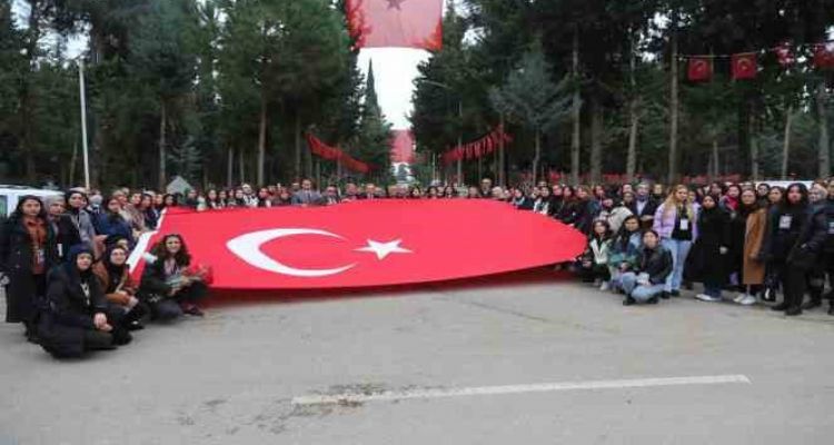 Başkan Yılmaz: Bilgi çağının bütün gelişmişliklerini kullanabilen bir nesil hedefliyoruz