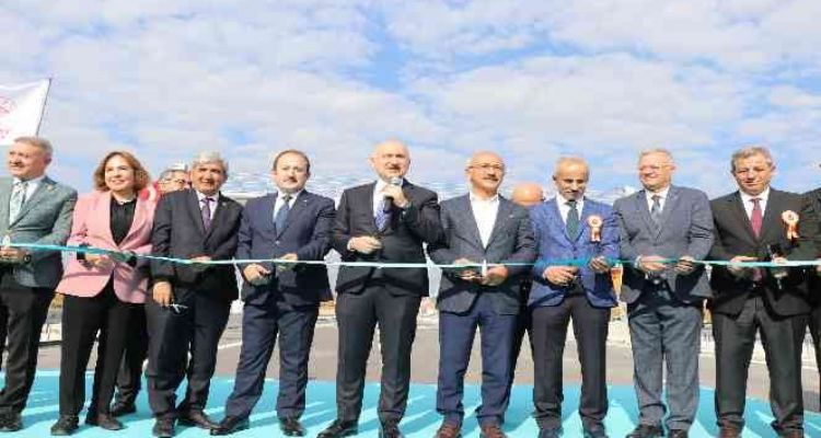 Karayollarında yıllık tasarruf miktarı yaklaşık 55 milyar liraya ulaştı