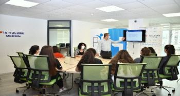 Mersin İŞKUR'dan meslek seçimi semineri