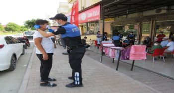 Mersin'de vatandaşlar Covid-19'a karşı bilgilendirildi
