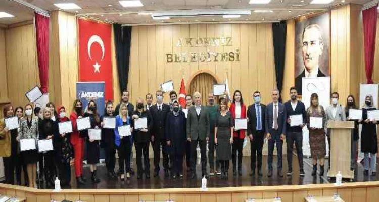 Akdeniz Belediyesinin proje danışmanlığını eğitimi tamamlandı
