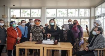 Büyükşehir Belediyesi, 65 yaş üstü vatandaşları Yöreden Kafede ağırladı