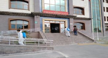 Toroslar'da dezenfekte çalışmaları aralıksız sürüyor