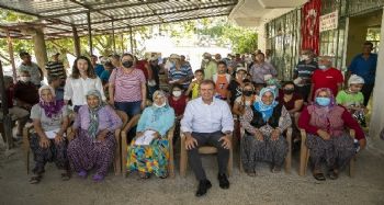 Başkan Seçer, Silifkelilerle buluştu, bayramlarını kutladı