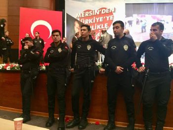 MERSİN'DE CHP KONGRESİNDE GERGİNLİK