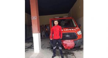 Kazada hayat kurtarmak isterken yaralanan itfaiyeci hayatını kaybetti