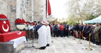 Tarsuslu şehit gözyaşları arasında son yolculuğuna uğurlandı