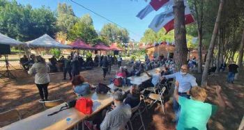 Emekli Evi üyeleri Tarsus Gençlik Kampında bir araya geldi