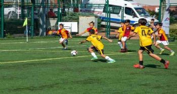 ‘10 Kasım Atatürk'ü Anma 10 Yaş Futbol Turnuvası' sona erdi
