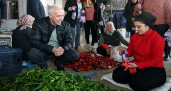 Gültak, 8 Mart'ta kadınlarla buluştu