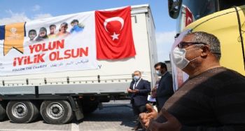 Mersin'den İdlib ve Azez'e 11 yardım tırı dualarla yola çıktı