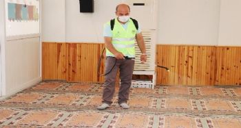 Toroslar'da camiler cuma namazına hazır