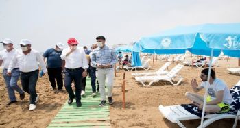 Mersin'de plajlar sosyal mesafeye göre düzenlendi