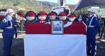 SİLİFKE ŞEHİDİNİ UĞURLUYOR 