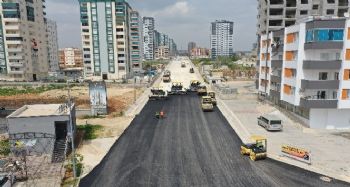 Büyükşehir Belediyesi, Tarsus'ta yol çalışmalarına devam ediyor