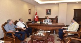 BORSA VE ODA BAŞKANLARINDAN VALİ ÇAKACAK’A DESTEK ZİYARETİ