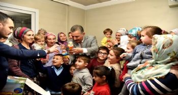 Başkan Tuna, Çilek Mahallesi sakinlerinin evlerine konuk oldu