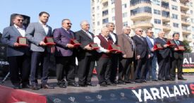 MERSİN'DEN SURİYE SINIRINA 50 TIR YARDIM